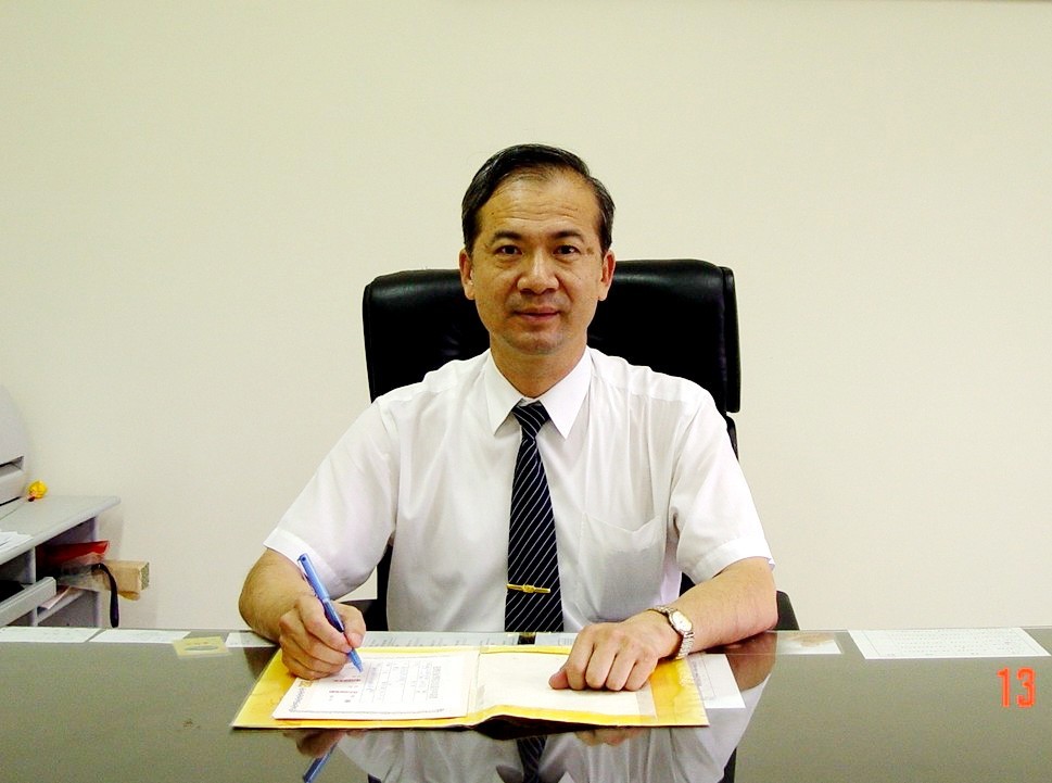 校長　洪當明教授