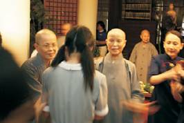 上人期勉大家好好守戒、造福